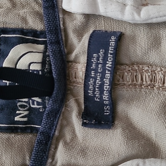 The North Face Women's Khaki Shorts, Size 8 - Picture 6 of 9